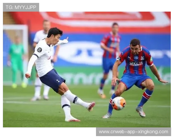 热刺前场包抄形成了持续压力与多次得分机会